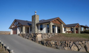 Lake Lodge